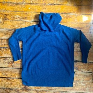 Cozy French Connection turtleneck sweater